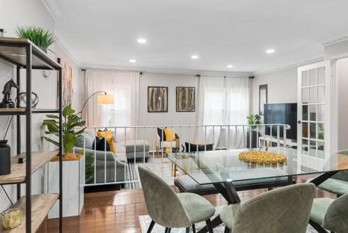 Townhouse In Woodbridge Townhouse In Woodbridge