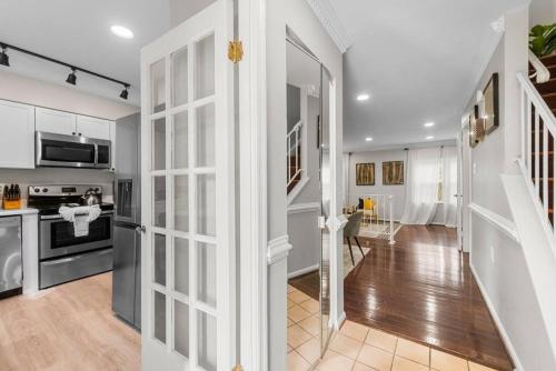 Townhouse In Woodbridge Townhouse In Woodbridge