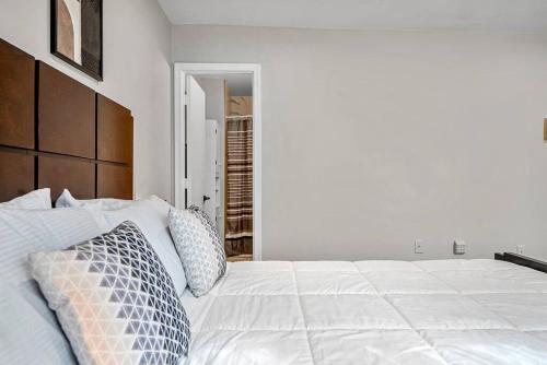 Townhouse In Woodbridge Townhouse In Woodbridge