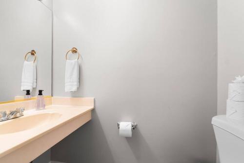 Townhouse In Woodbridge Townhouse In Woodbridge