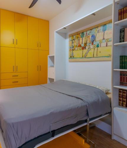 Academia apartments by the park, Athens