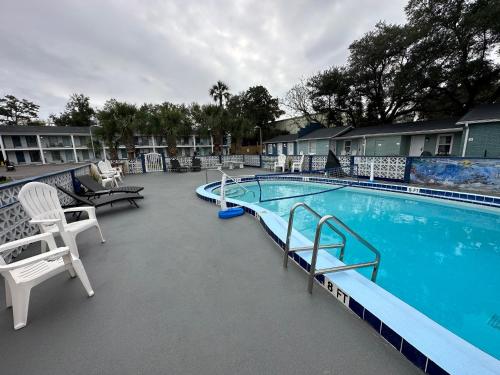 Úszómedence, Gulf Coast Inn in Gulf Breeze (Florida)