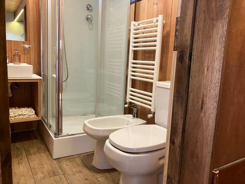 One-Bedroom Apartment image 1