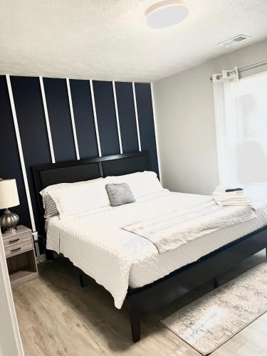 Memorable and Enjoyable Near all the Action in Athens in Athens, USA