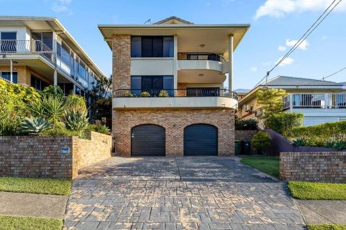 Four-Bedroom House image 2