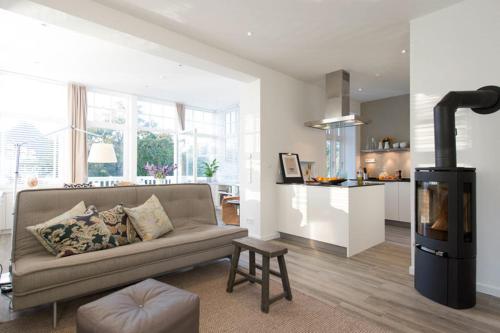 Johannes Lodge Johannes Lodge