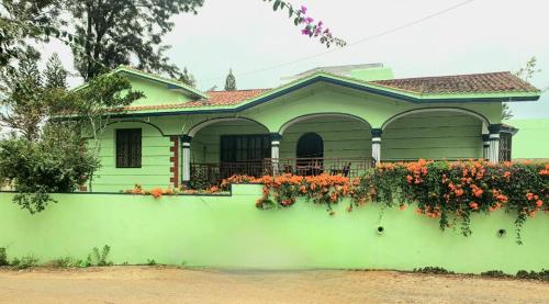 B&B Yercaud - Yercaud Home Stays - 3 BHK - Bed and Breakfast Yercaud