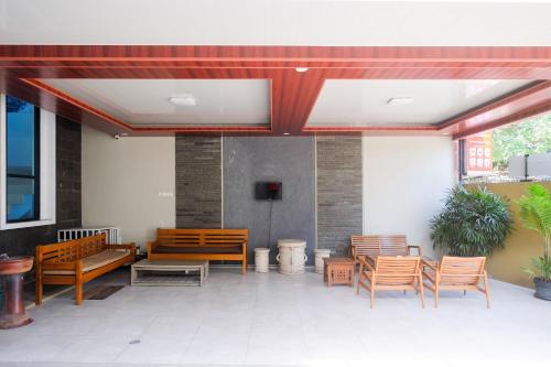 RedDoorz Syariah near Pascasarjana UGM 3 - 편의 시설/서비스