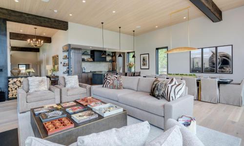 Lakeview Chalet 7 Treeline in Big Sky, USA