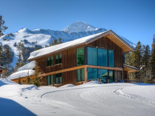 Silvertip Cabin 4 Silver Peaks in Big Sky, USA