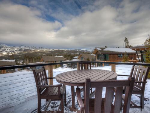 Silvertip Cabin 4 Silver Peaks in Big Sky, USA
