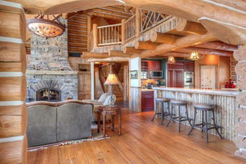 MV Leaf Lodge in Big Sky, USA