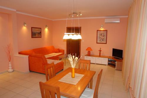 Villa Petra - image 12