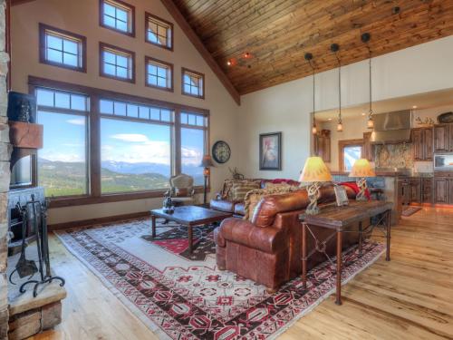 Cowboy Heaven Luxury Suite 6D in Big Sky, USA