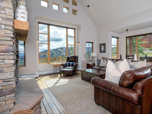 Alpine Meadows Chalet 5 Silver Star in Big Sky, USA
