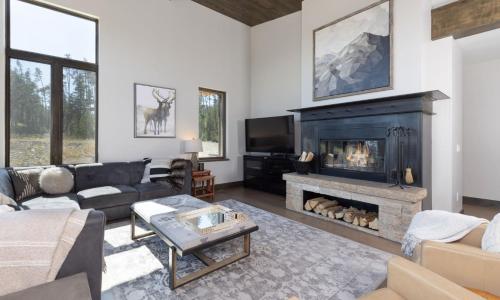 Homestead Chalet 16 Claim Jumper in Big Sky, USA
