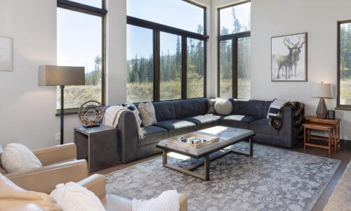 Homestead Chalet 16 Claim Jumper in Big Sky, USA