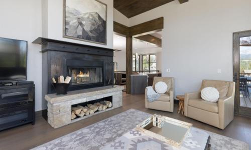 Homestead Chalet 16 Claim Jumper in Big Sky, USA