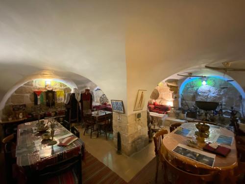 BREAD HOUSE BREAD HOUSE