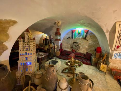 BREAD HOUSE BREAD HOUSE