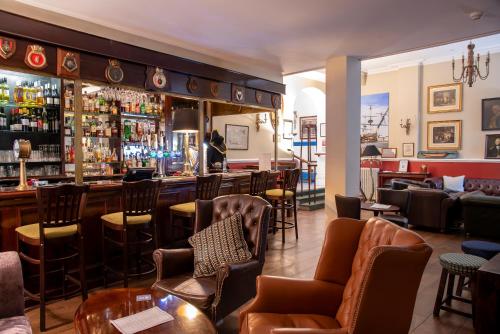 Keppels Head Hotel - image 10