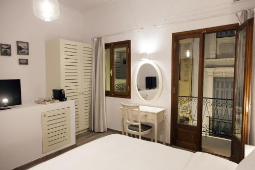 Shalom Luxury Rooms Kondilaki - main image