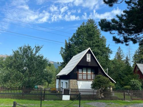 YURA vila Čeladná - ZDARMA SAUNA A VNITŘNÍ BAZÉN V YURA HOTELU - Accommodation - Celadná