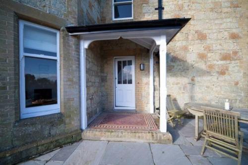 Signal Point Cottage in Ventnor West