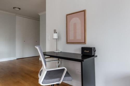 Midtown 1br w doorman wd nr Times Square NYC-1351, New York (Foto 5)