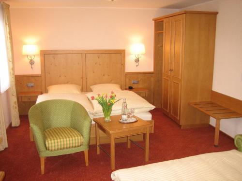 Hotel Lindenhof - image 5