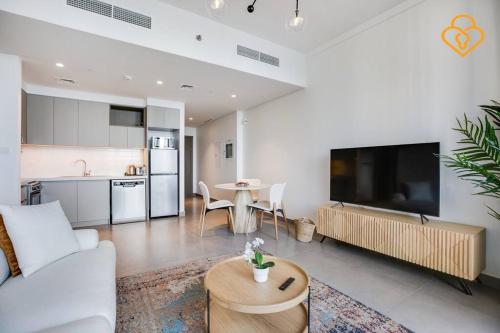 Keysplease Modern Luxury 1 BR Creek Harbour 2808 - image 10