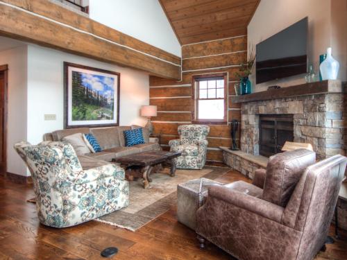 Powder Ridge Cabin Manitou 5 in Big Sky, USA