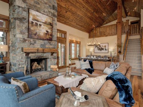 Cowboy Heaven Luxury Suite 3C in Big Sky, USA