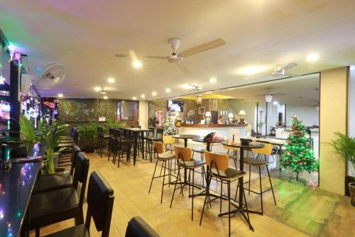 Restaurang, Pasadena Lodge in Pattaya