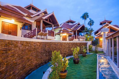 Achawalai thumbnail 4