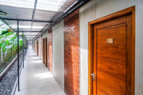 Exterior view, RedDoorz @ Klaten City in Klaten