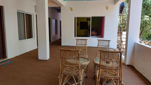 Hotel Hill Paradize couples & family Friendly,on the Kempty fall highway#balcony & terrace hill view photo 4