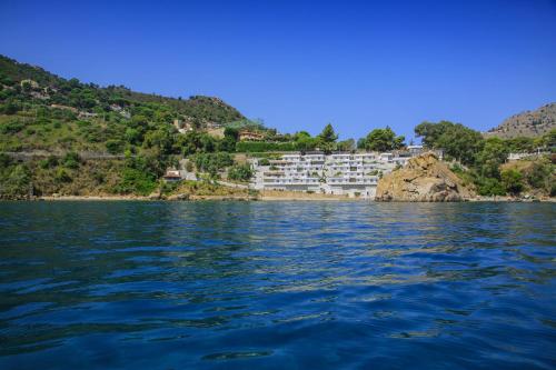 Blue Bay