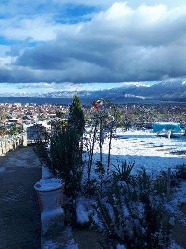Vila Topalli