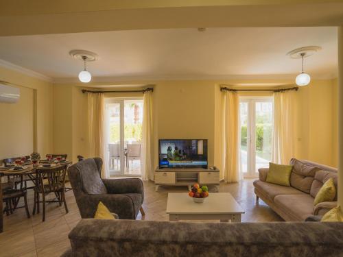 Sunset Beach Villas and Apartments - image 14