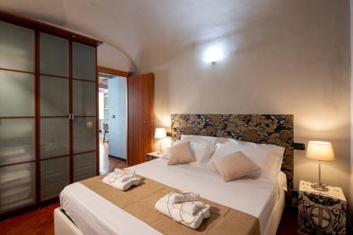 (Aquarium) Elegant Two-Level Apartment with In-Room Tub, Genua (zdjęcie 9)