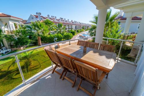Sunset Beach Villas and Apartments - image 9
