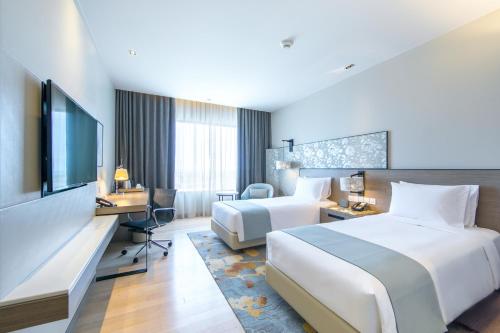 羅勇市中心假日套房飯店 (Holiday Inn & Suites Rayong City Centre) in 羅勇
