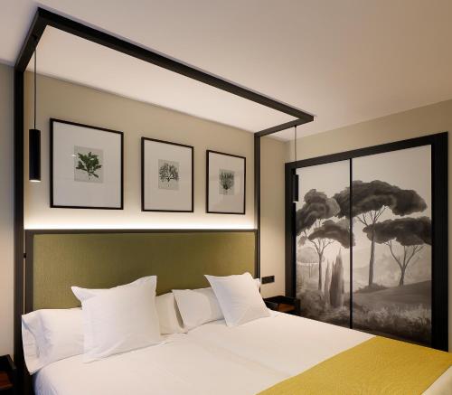 Twin Room with View image 4