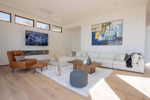 Berkeley Hills Retreat 6 BR/ 6 BA Berkeley Hills Retreat 6 BR/ 6 BA