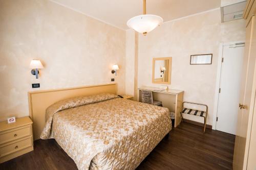 Hotel Carlton Capri - image 14