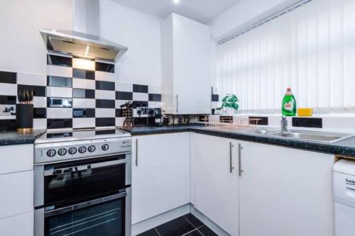 Spacious 4-Bed House Manchester, Manchester (fotografie 5)
