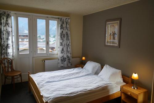 Alpenrose Hotel and Gardens - image 7