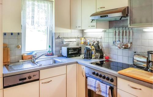 Gorgeous Apartment In Ausserbraz With Kitchen