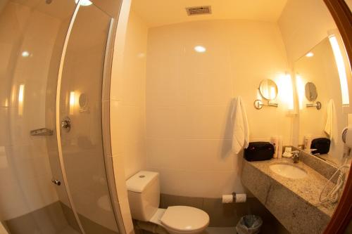 Standard Double Room image 5